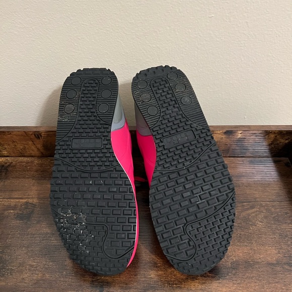 Pink DIADORA SIZE 9 - Picture 5 of 6